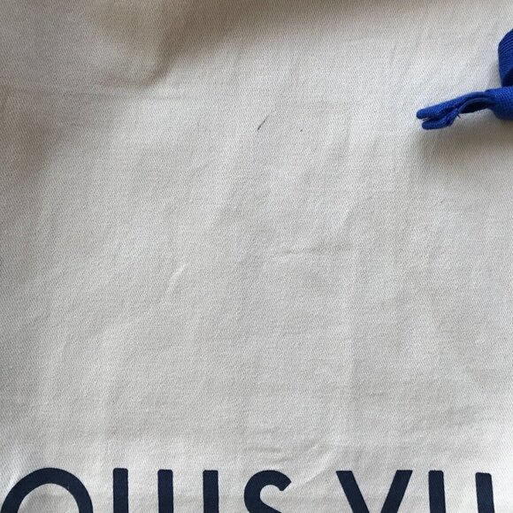 LOUIS VUITTON dust bag, L/XL cotton drawstring, 22” x 34”, 11" sq bottom - Picture 14 of 16
